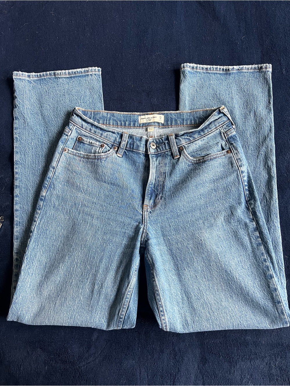 Abercrombie & Fitch Baggy Low Rise Jeans
